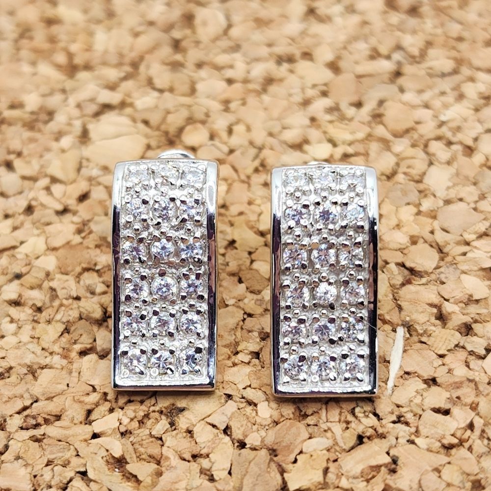925 Sterling Silver Invisibly Set Diamond Cz Stud Earrings